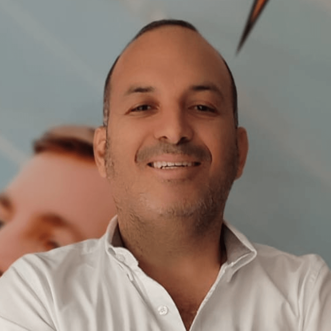 Juan Lozano Asesor Comercial
